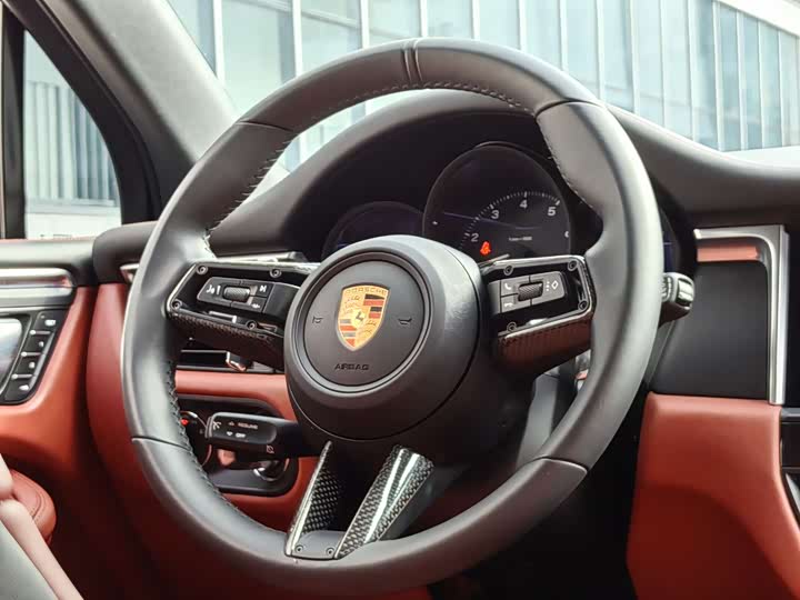 Фото 20 - Porsche Macan