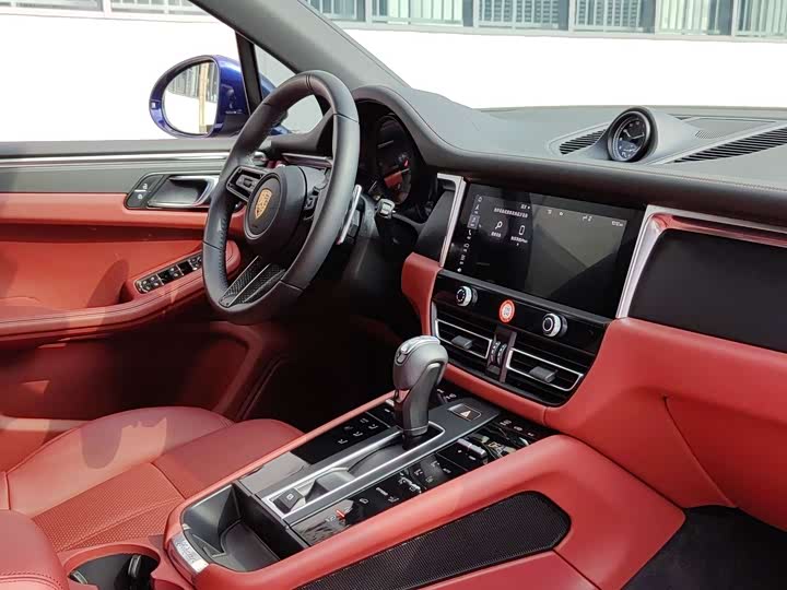 Фото 24 - Porsche Macan