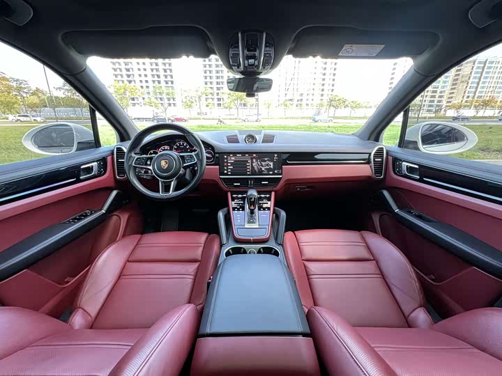 Фото 7 - Porsche Cayenne