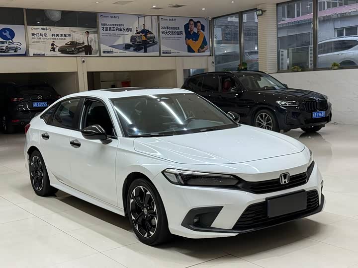 Фото 3 - Honda Civic