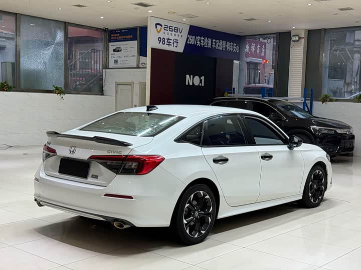 Фото 4 - Honda Civic