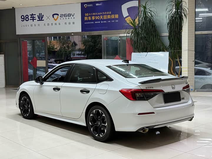 Фото 6 - Honda Civic