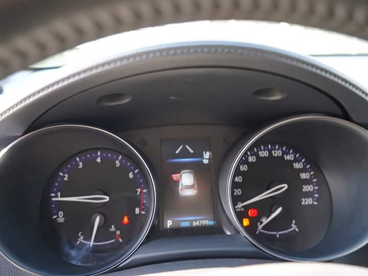 Фото 14 - Toyota Izoa