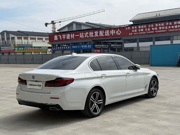 Фото 6 - BMW 5 Series