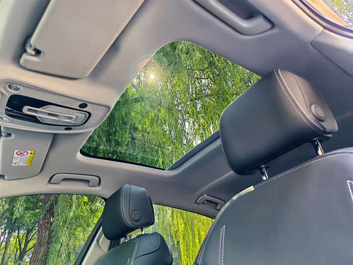 Фото 10 - Audi A6L