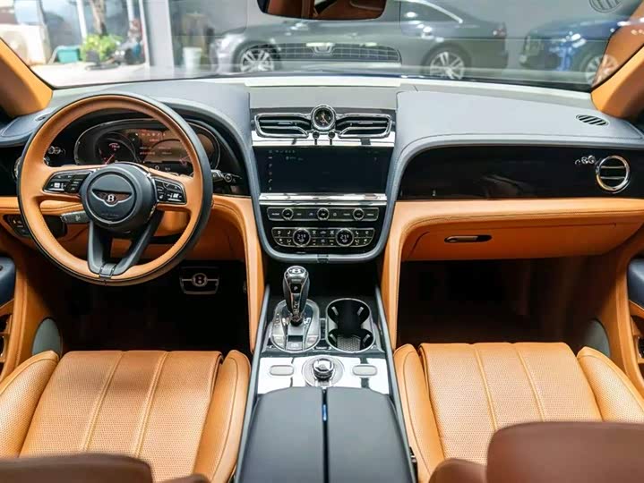 Фото 5 - Bentley Bentayga