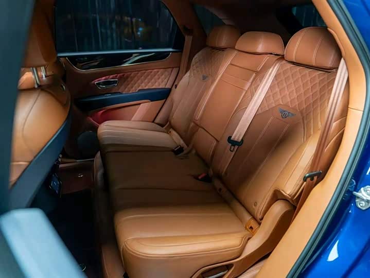 Фото 6 - Bentley Bentayga