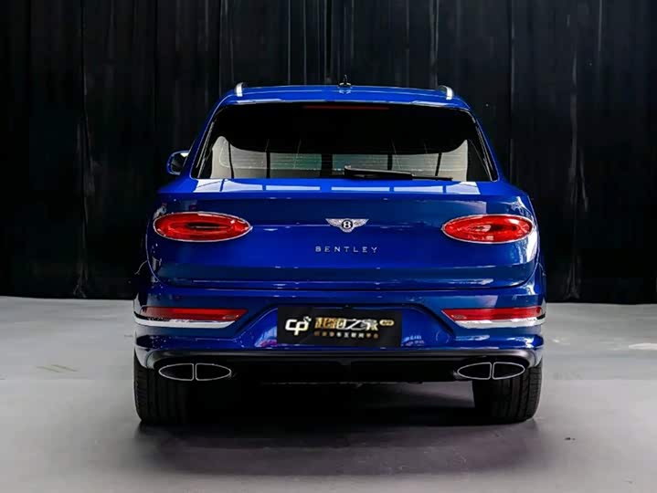 Фото 8 - Bentley Bentayga