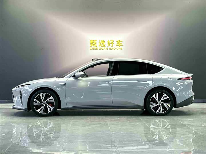 Фото 3 - Nio ET5