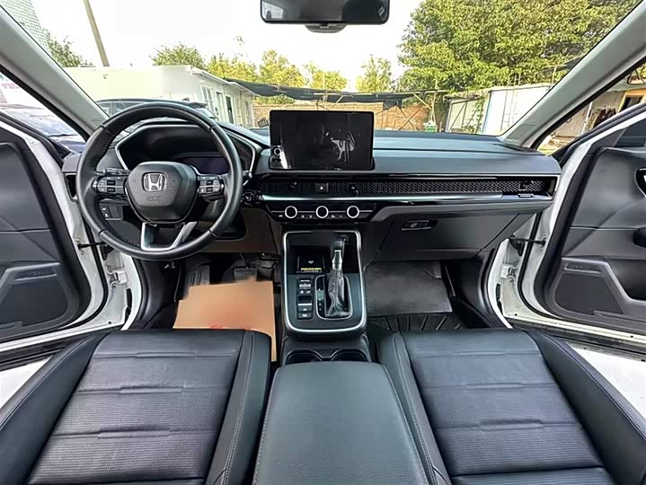 Фото 12 - Honda CR-V