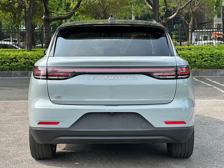 Фото 12 - Leapmotor C11