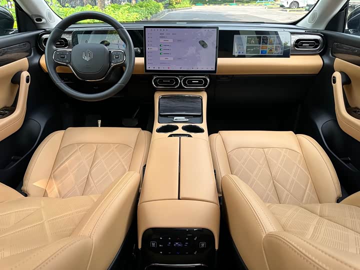 Фото 8 - Leapmotor C11