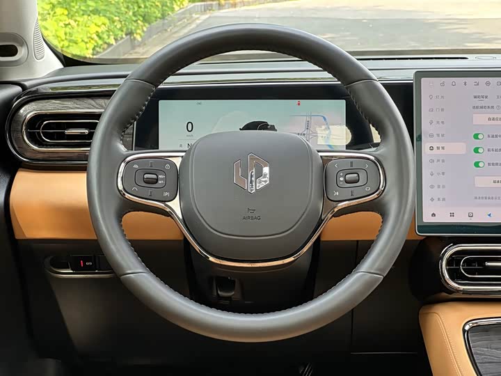 Фото 9 - Leapmotor C11