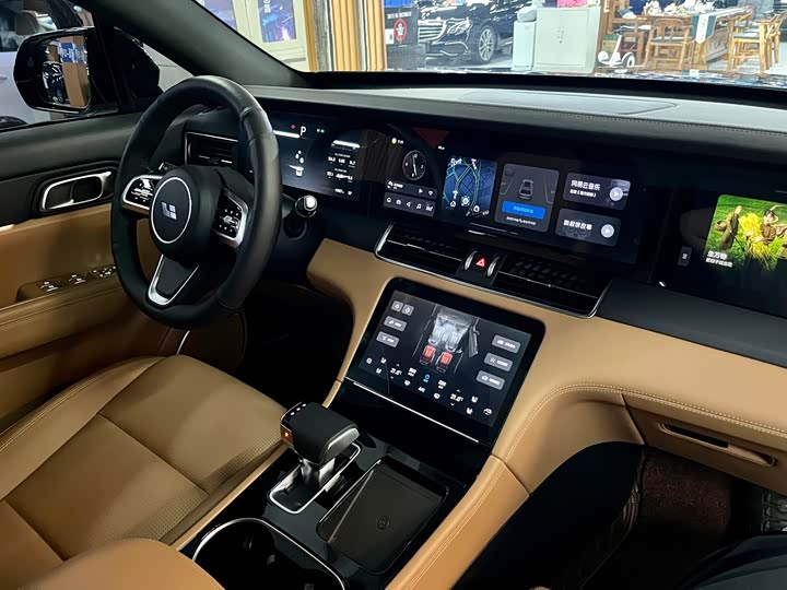 Фото 16 - LiXiang One