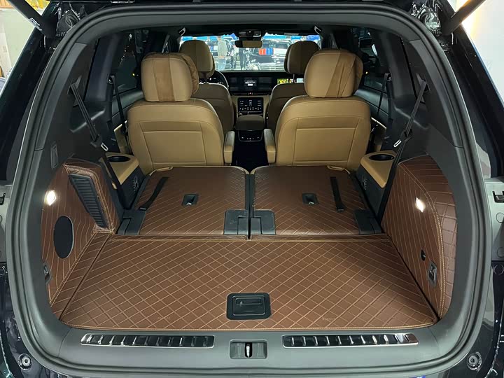 Фото 9 - LiXiang One