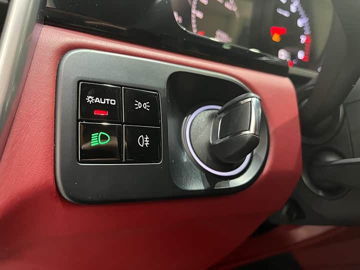 Фото 13 - Porsche Cayenne