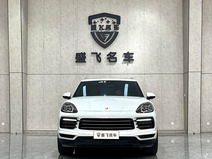 Фото 2 - Porsche Cayenne