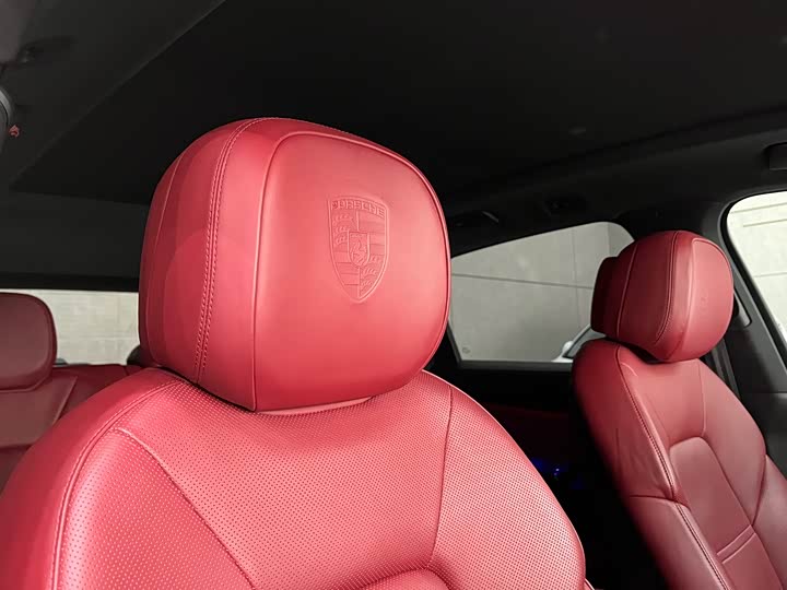 Фото 29 - Porsche Cayenne