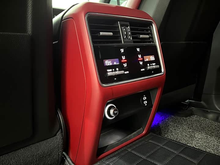 Фото 35 - Porsche Cayenne