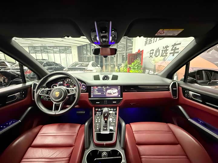 Фото 17 - Porsche Cayenne