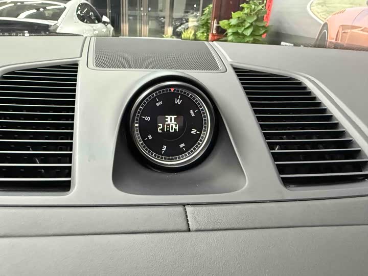 Фото 22 - Porsche Cayenne