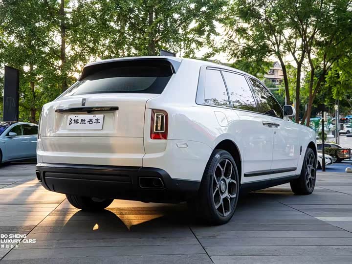 Photo 4 - Rolls-Royce Cullinan