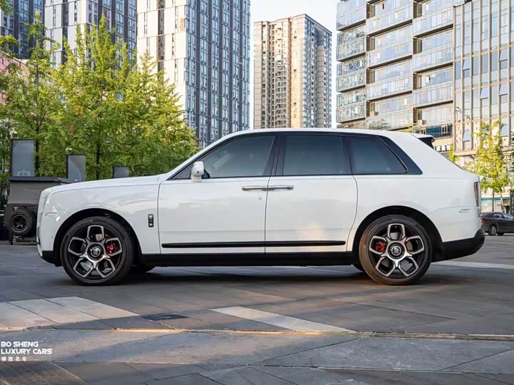 Photo 5 - Rolls-Royce Cullinan