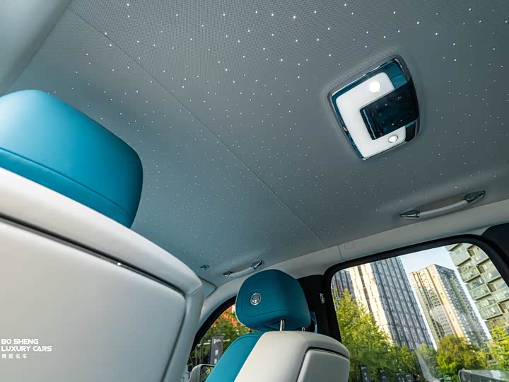 Photo 6 - Rolls-Royce Cullinan