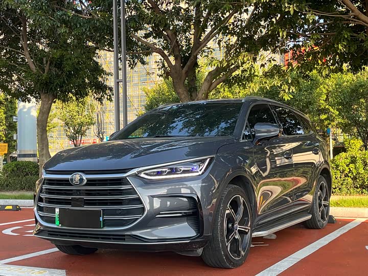 Фото 1 - BYD Tang Hybrid/EV