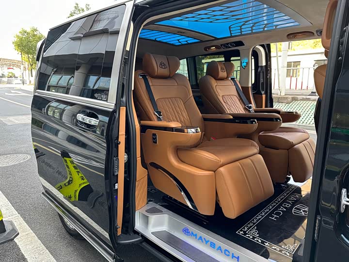 Фото 10 - Mercedes-Benz Vito