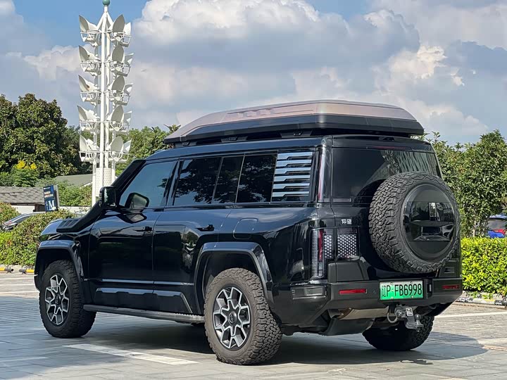 Фото 6 - BYD Yangwang U8