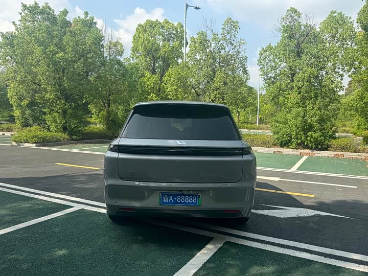 Фото 5 - LiXiang L8