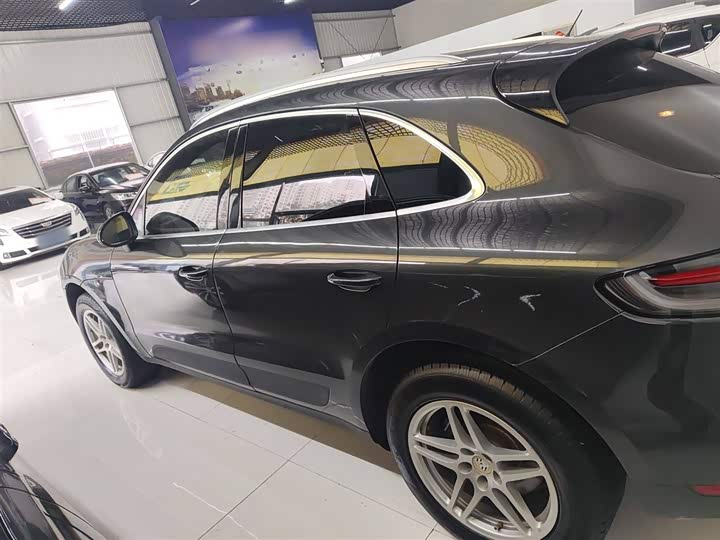 Фото 5 - Porsche Macan