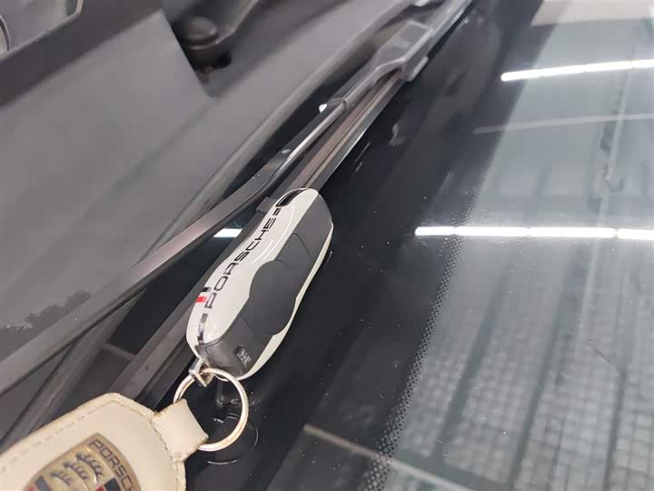 Фото 9 - Porsche Macan