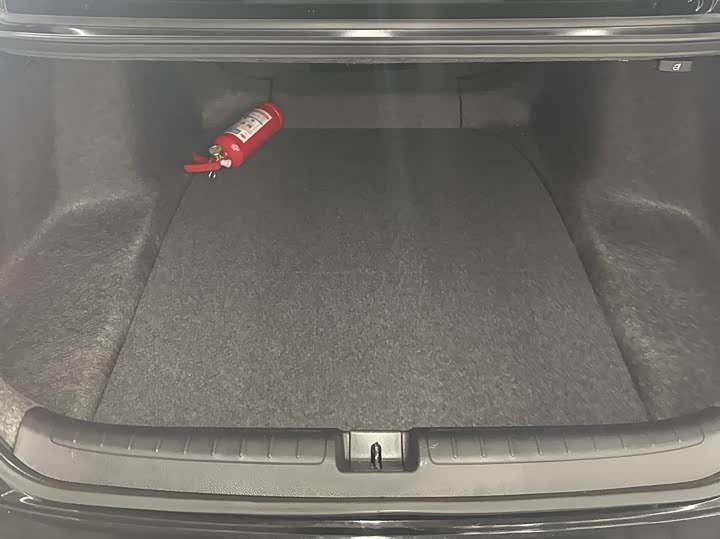 Фото 10 - Honda Accord