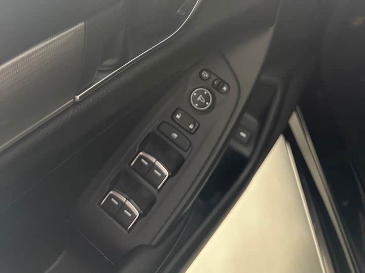 Фото 17 - Honda Accord