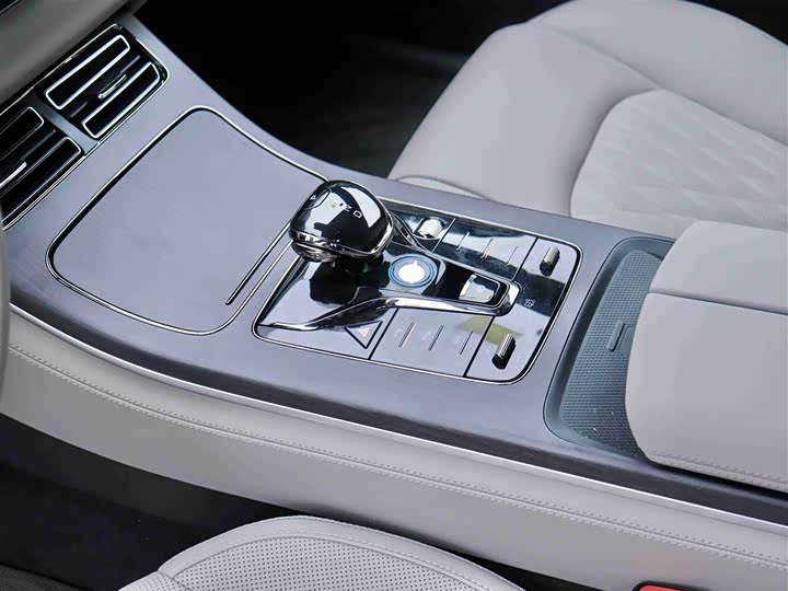 Фото 11 - BYD Han