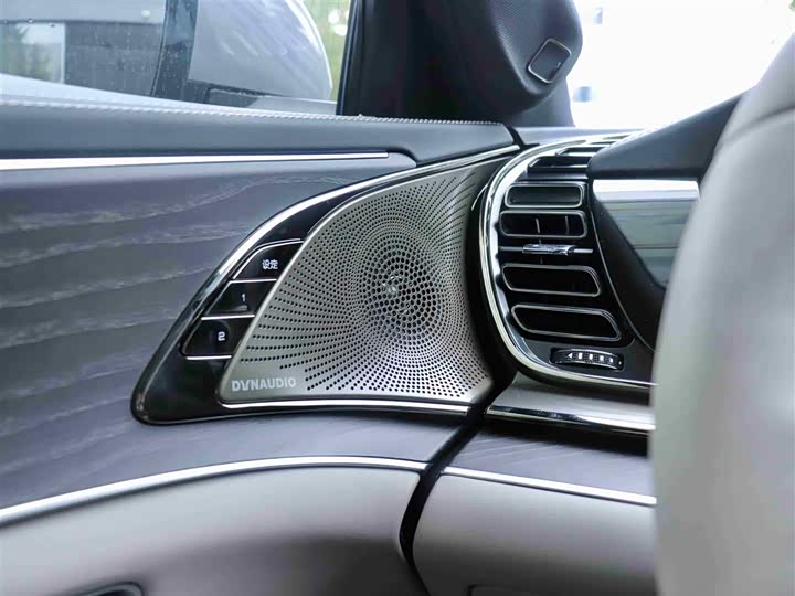 Фото 18 - BYD Han