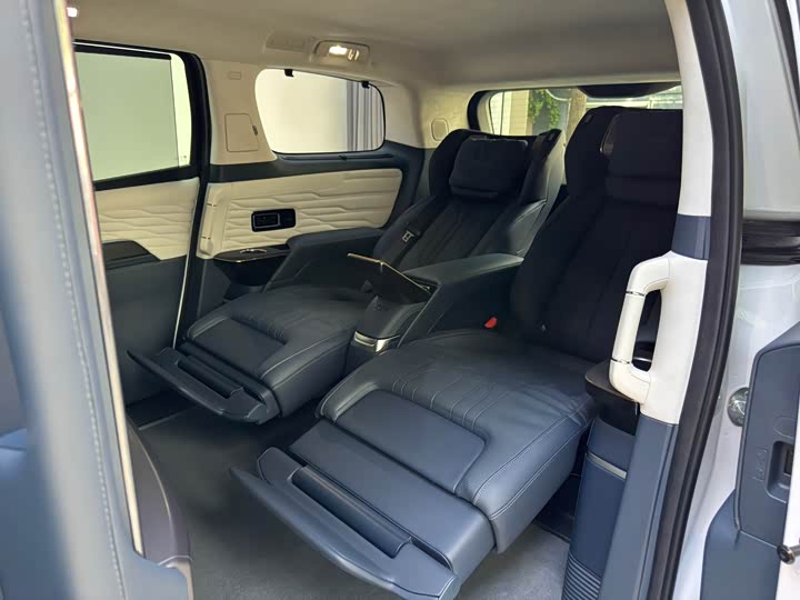 Фото 22 - Buick GL8 Century