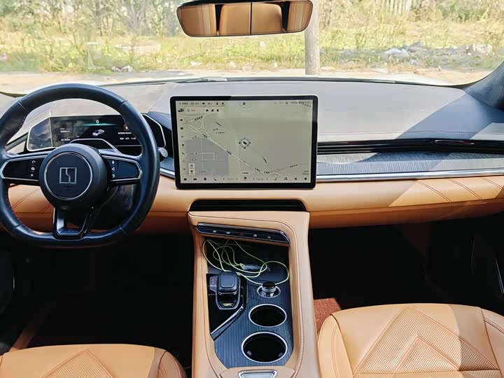 Фото 5 - Zeekr 001