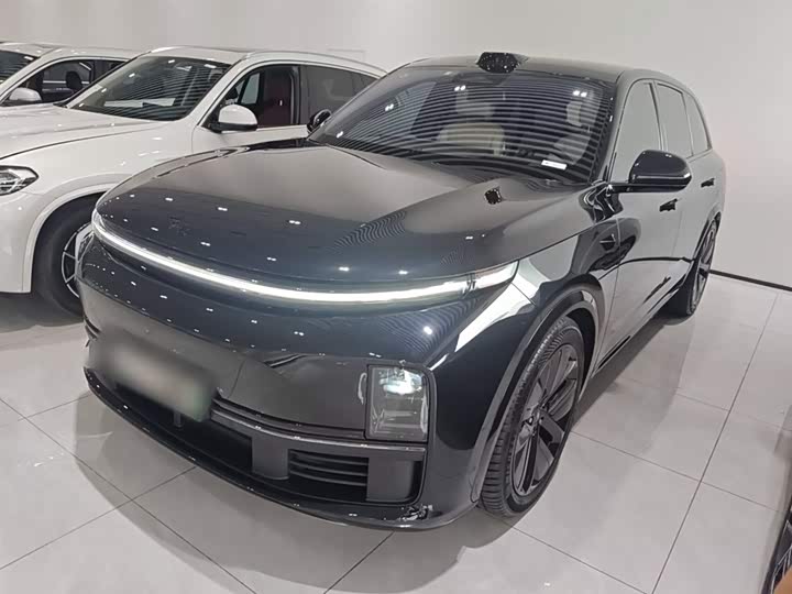 Фото 2 - LiXiang L7