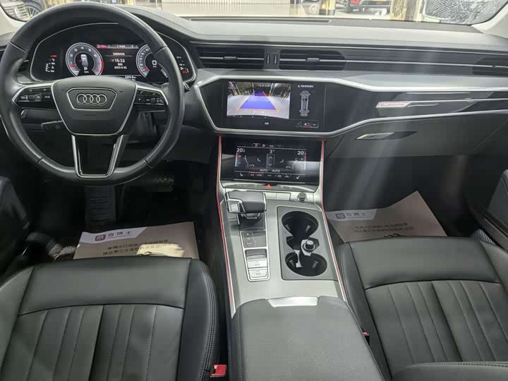 Фото 7 - Audi A6