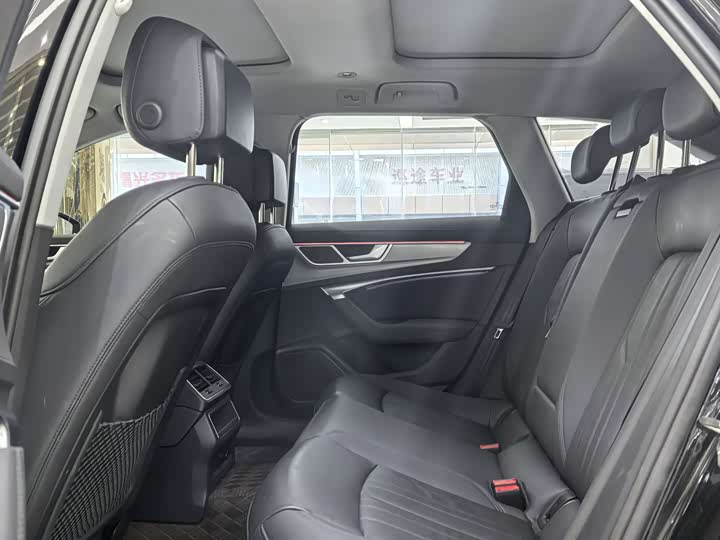 Фото 9 - Audi A6