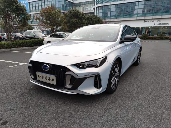 Фото 1 - GAC Trumpchi Empow R