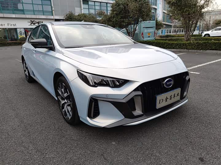 Фото 3 - GAC Trumpchi Empow R