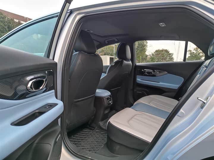 Фото 9 - GAC Trumpchi Empow R