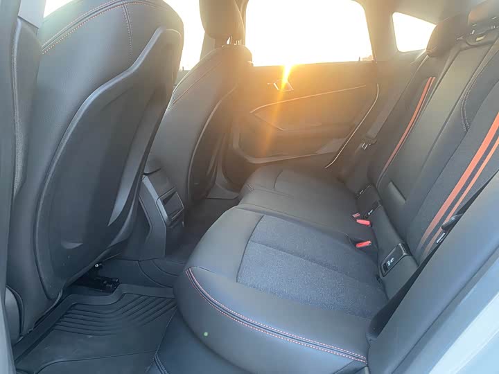 Фото 7 - BMW 2 Series