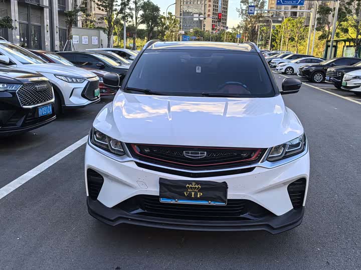 Фото 2 - Geely Coolray