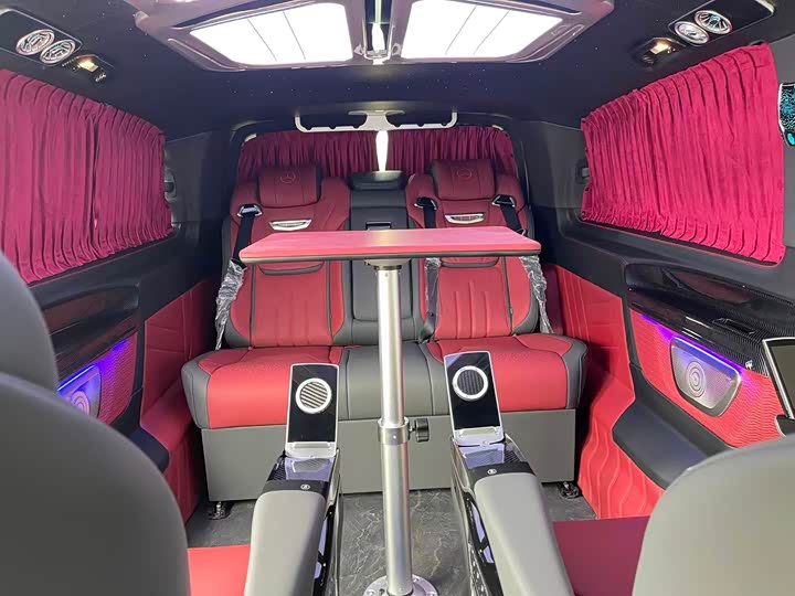 Фото 11 - Mercedes-Benz Vito