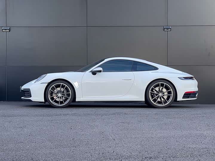 Фото 5 - Porsche 911